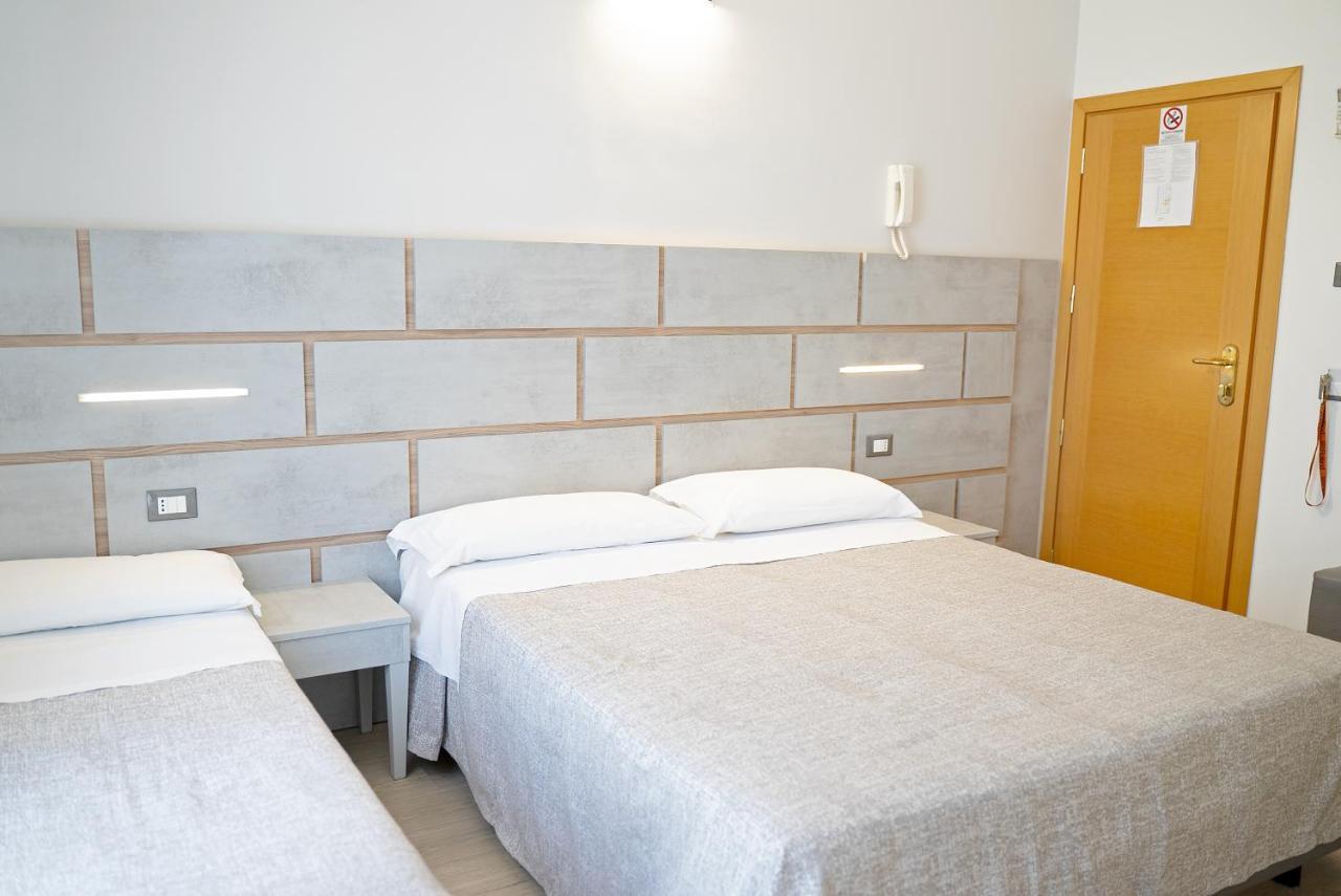 Hotel Ricci Rimini Dış mekan fotoğraf