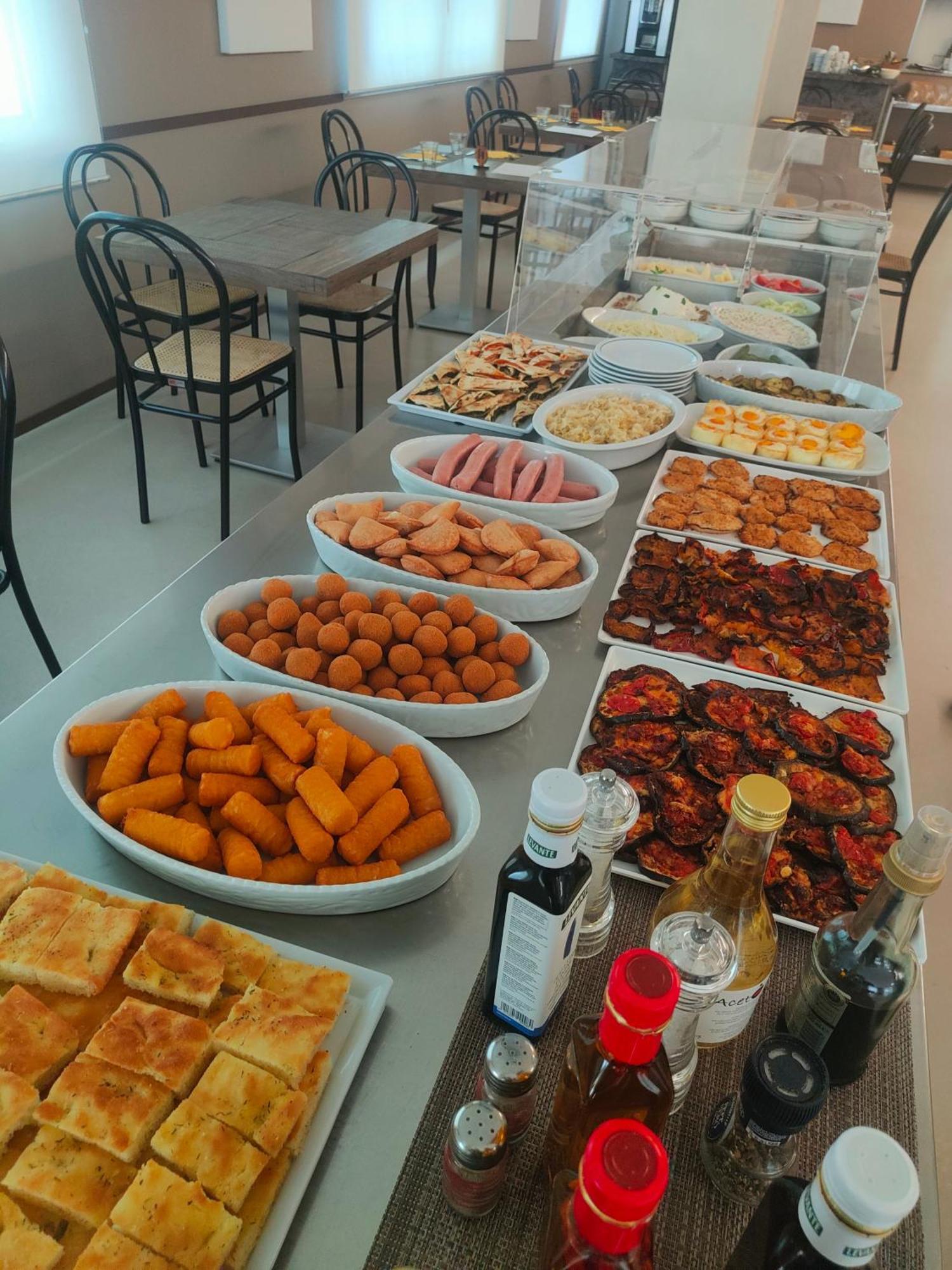 Hotel Ricci Rimini Dış mekan fotoğraf